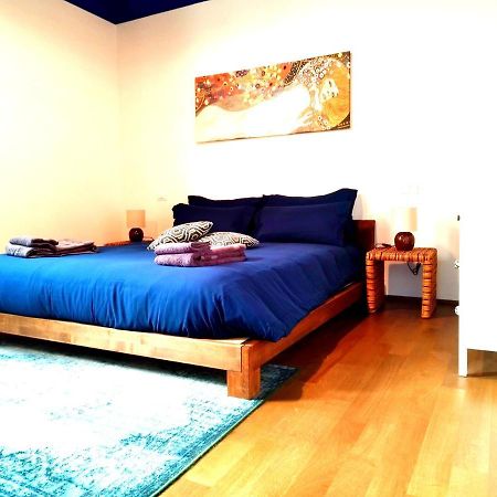 Bologna City Center Aldrovandi Flat מראה חיצוני תמונה