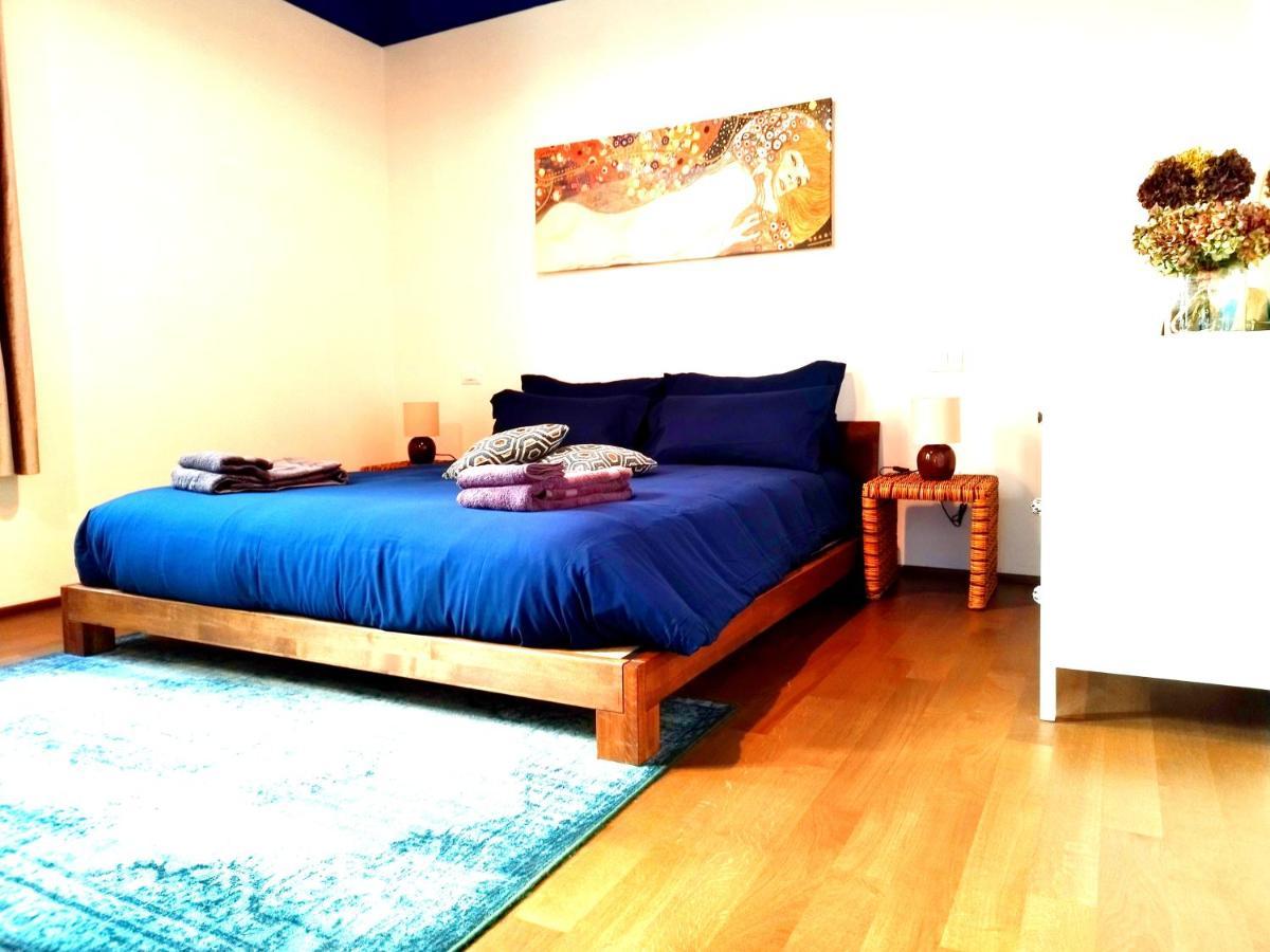 Bologna City Center Aldrovandi Flat מראה חיצוני תמונה